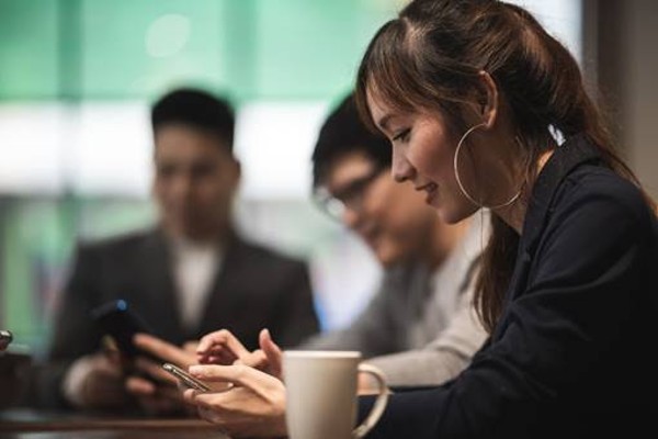 伦敦商业与金融学院新加坡校区本科项目适合什么背景学生